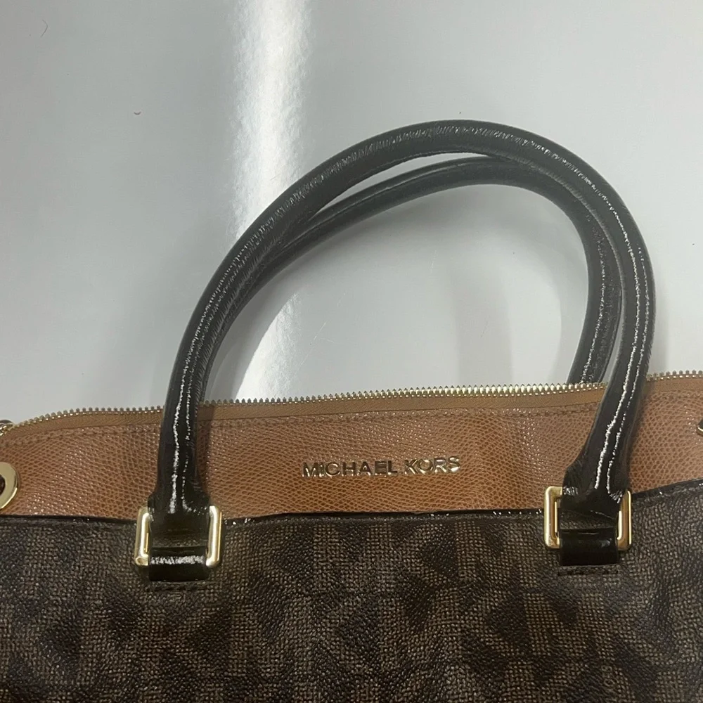 Michael Kors Logo Aubrey Brown and Black Women's Bag